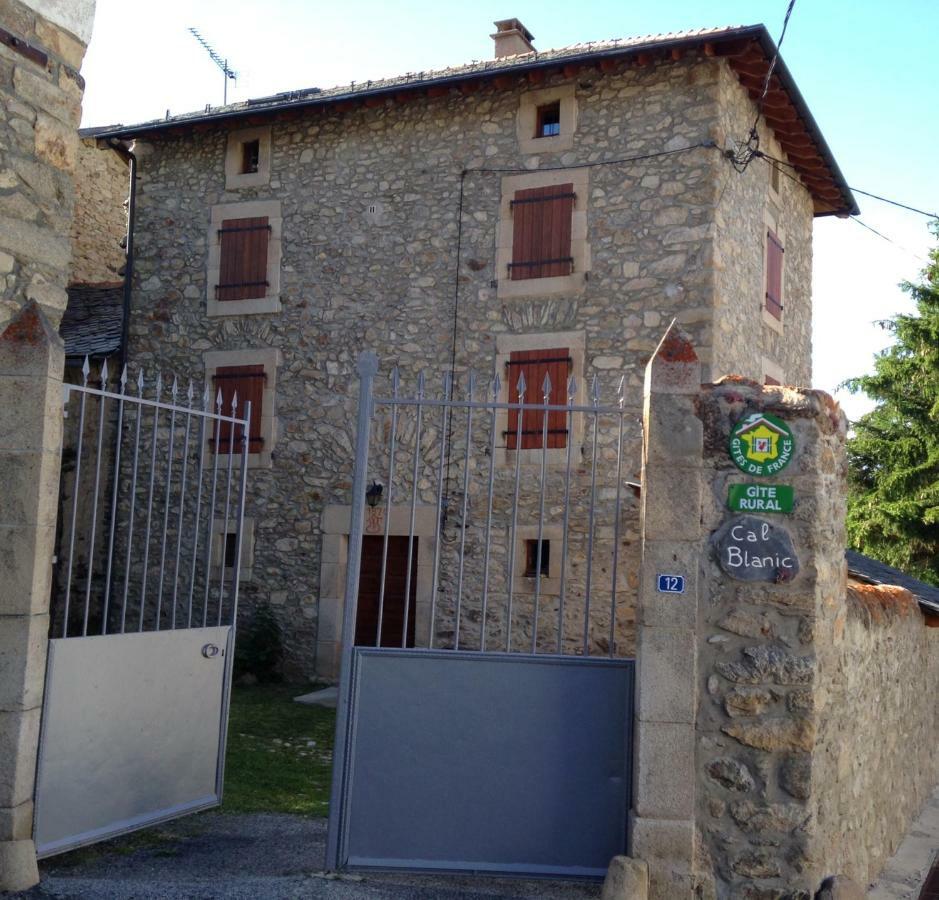 Maison De Caractere En Pierre Cal Blanic Saint Pierre dels Forcats Bagian luar foto